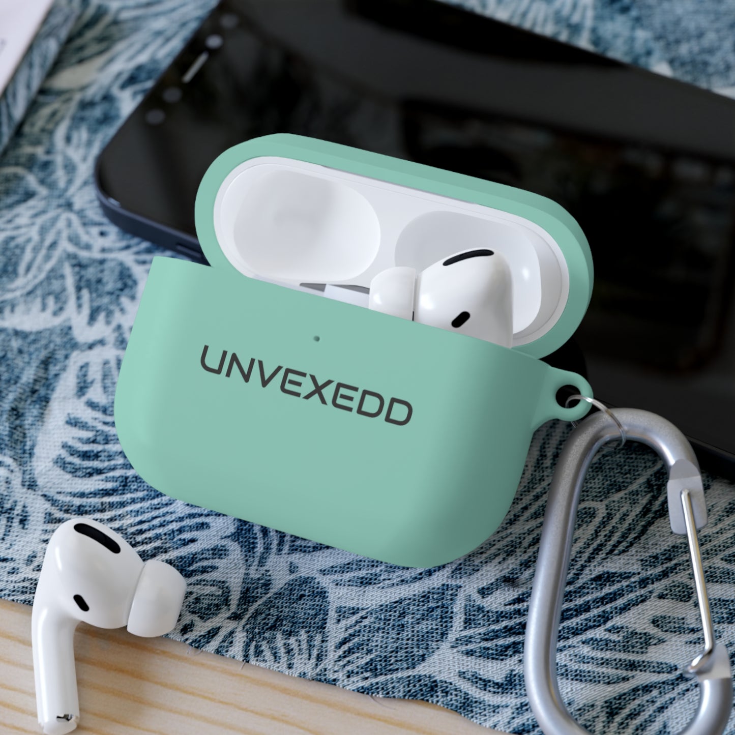 UNVEXEDD AirPods and AirPods Pro Case Cover