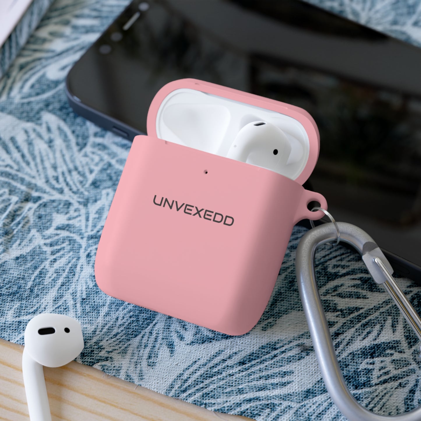 UNVEXEDD AirPods and AirPods Pro Case Cover